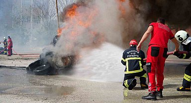 Burdur'da 96 itfaiyeci, koordinasyon ve kriz yönetimi tatbikatı yaptı
