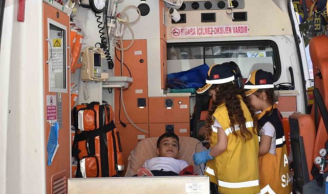 Burdur'da "Sağlıklı çocuk, sağlıklı gelecek" protokolü ile minikler için sağlıkta yeni dönem başladı