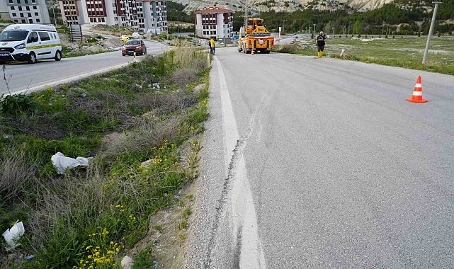 Burdur'da traktör şarampole devrildi: 1 ölü