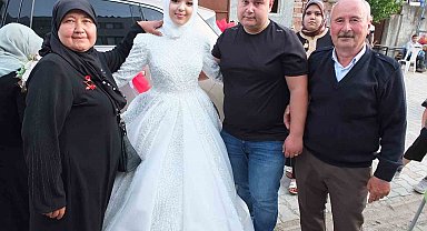 Burhaniye'de Cezayirli geline Türk usulü düğün