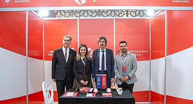 Bursa Büyükşehir, kariyer yolculuğunda gençlerin yanında