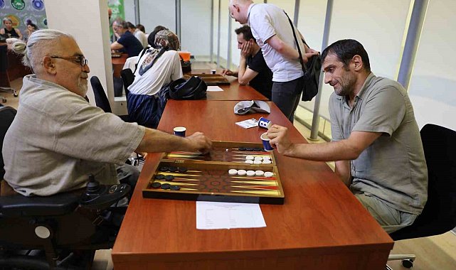 Bursa'da zarlar eşitlik için atıldı