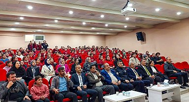 Büyükşehir konservatuvarı ilçe konserlerine Bahçesaray'da start verdi