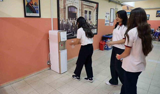 Büyükşehir ve MUSKİ'den öğrencilere su sebili desteği