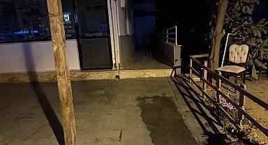 Cama yumruk atan çocuk ağır yaralandı