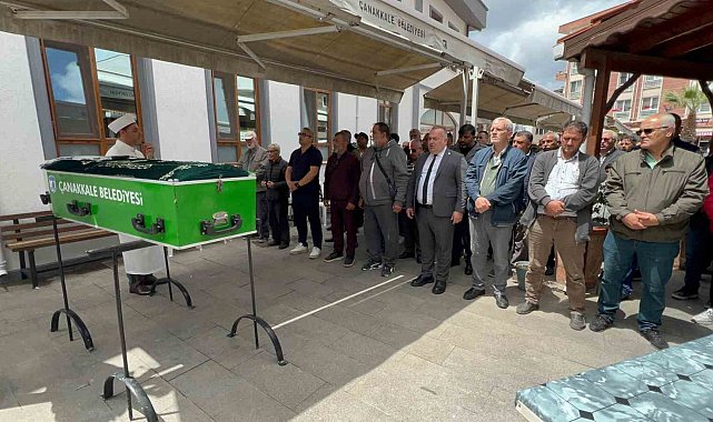 Çanakkale'de boşanma aşamasındaki eşi tarafından öldürülen kadın, son yolculuğuna uğurlandı