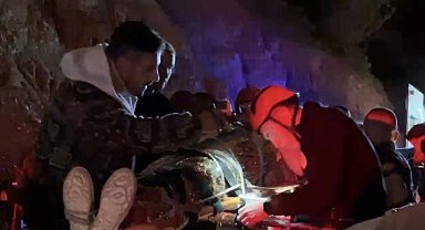 Çankırı Kalesi'nden kayalıklara düştü, ekipler seferber oldu
