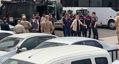 Cansız bedenleri yanmış halde bulunan baba-oğul soruşturmasında 7 şüpheli adliyeye sevk edildi