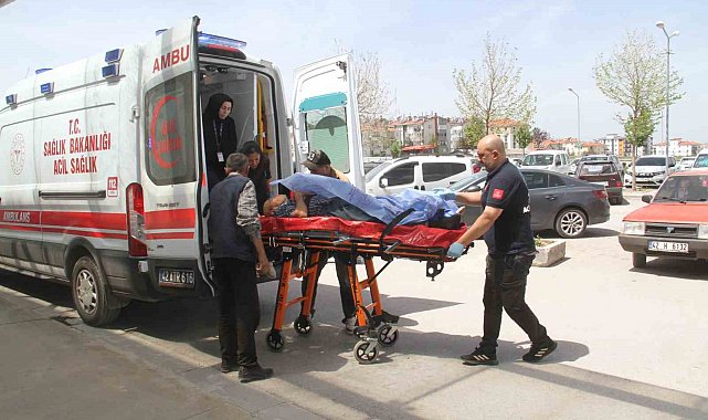 Çapa motoruna ayağını kaptıran çiftçi yaralandı