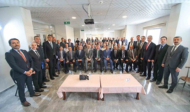 Çayırlı'da muhtarlar toplantısı düzenlendi