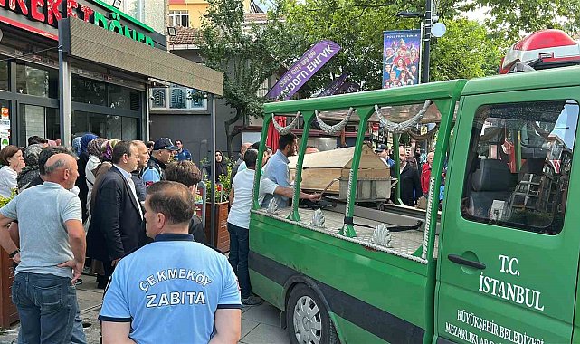 Çekmeköy'de apartman dairesinde yangın: Yaşlı kadın hayatını kaybetti