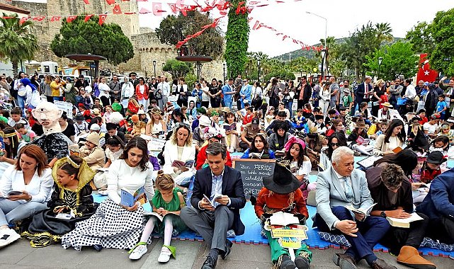 Çeşme'de 2. Kitap Takas Şenliği