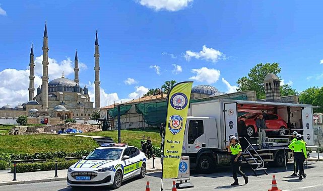 Ceza yiyeceklerini sandılar, simülasyon aracına yönlendirildiler
