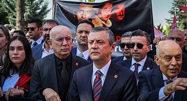 CHP Genel Başkanı Özel: "Deniz Gezmiş'in durduğu yerde durmaya devam ediyoruz"