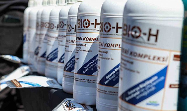 Çiftçinin korkulu rüyası kokarcaya yerli tuzak: Sakarya'da Çiftçiler Günü'nde üreticiyle buluştu