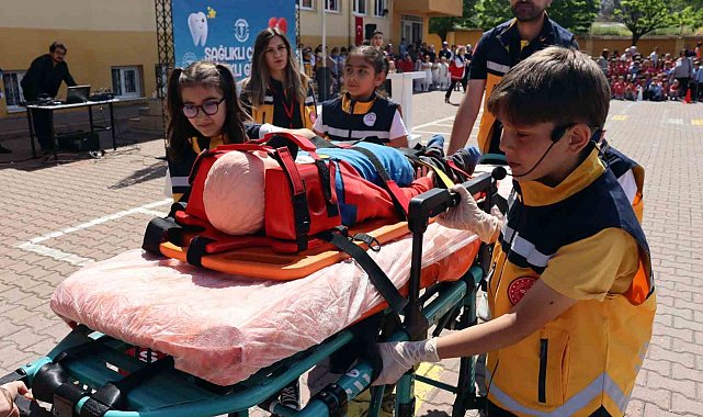 Çocuklar hem öğrendi hem eğlendi