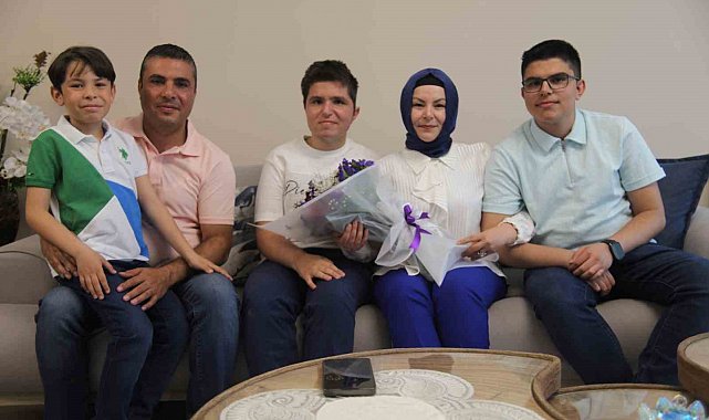 Çocuklarına en iyi şekilde bakıyor, başarılı bir avukat olmak istiyor