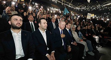 Cumhurbaşkanı Erdoğan: "Barış diplomasisinin öncülüğünü dünyada bugün Türkiye üstleniyor"