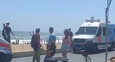 Dalgalı denize giren genç boğularak hayatını kaybetti