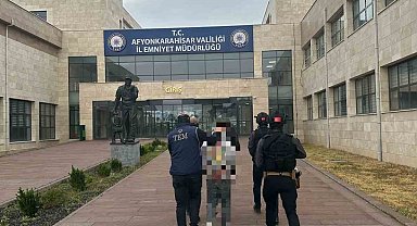 DEAŞ ile bağlantılı olduğu öne sürülen 3 kişi yakalandı