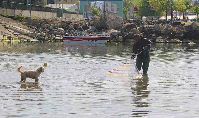 Dedesinden öğrendiği 'saçma' avcılığıyla her gün balık tutuyor: "Benim için bir aşk, asla bırakmam"