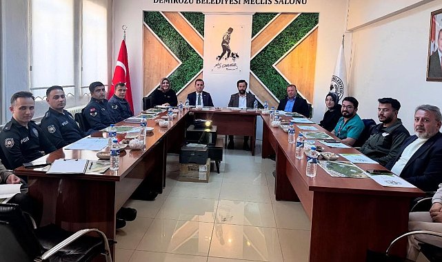 Demirözü'nde ilk kez 'Kuşburnu Çiçeği Festivali' yapılacak