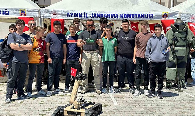Didim'de öğrencilere jandarma ve sahil güvenlik tanıtıldı
