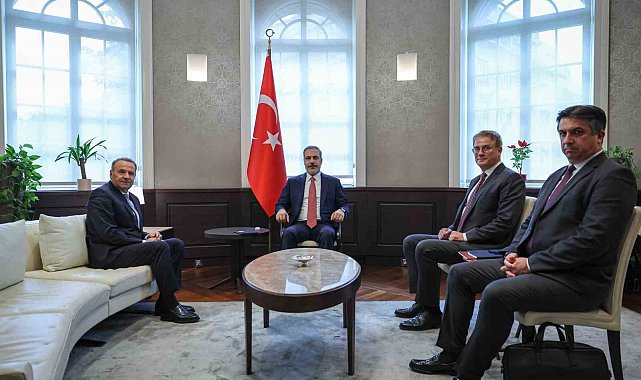 Dışişleri Bakanı Fidan, Sırbistan'da Sosyal Demokrat Parti Genel Başkanı Layic'i kabul etti