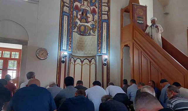 Diyanet'ten gençlere 'evlenin' ebeveynlere de 'evlilikleri zorlaştırmayın' çağrısı