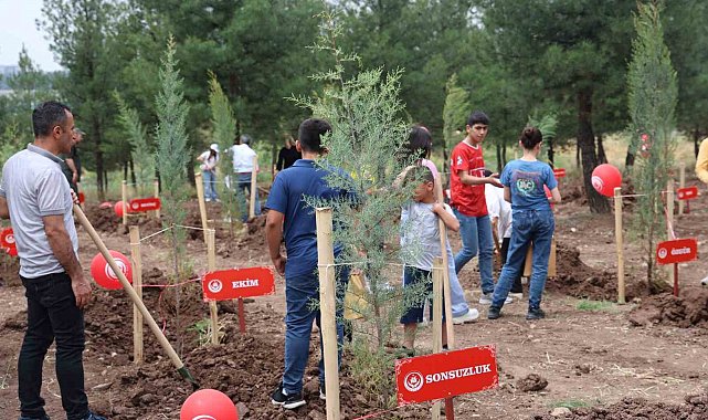 Diyarbakır'da "Koruyucu Aile Hatıra Ormanı" oluşturuldu