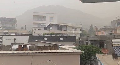 Diyarbakır'da sağanak ve dolu etkili oldu