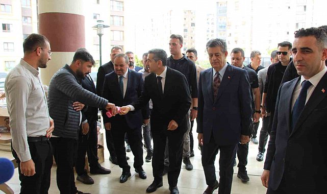 Dünyanın en güzel Kur'an okuyanlarından Şırnak'ta tilavet ziyafeti