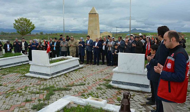 Edebük'de katledilen 9 vatandaş dualarla anıldı