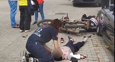 Edremit'te motosiklet ve otomobil çarpıştı: 3 çocuk yaralandı