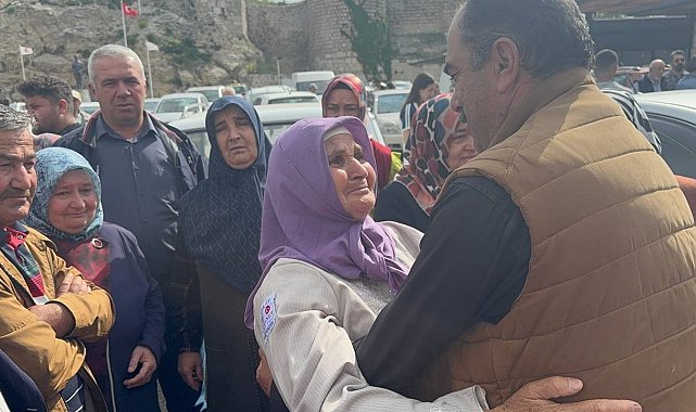 Eğirdir'de dualar semaya, hacı adayları kutsal topraklara gözyaşlarıyla uğurlandı