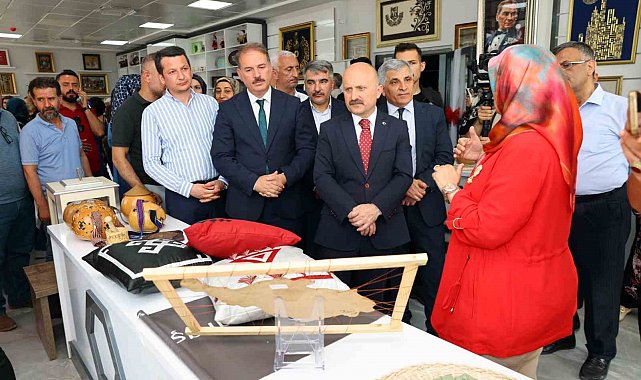 El emeği göz nuru eserler sergilendi