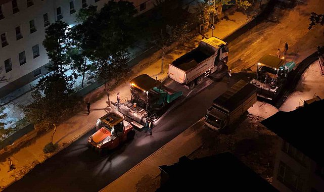 Elazığ Belediyesinden hummalı asfalt mesaisi: 50 araç, 40 personel gece gündüz sahada