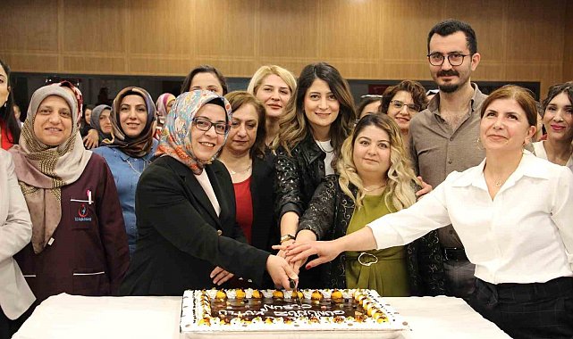 Elazığ'da 'Ebeler Günü' kutlandı