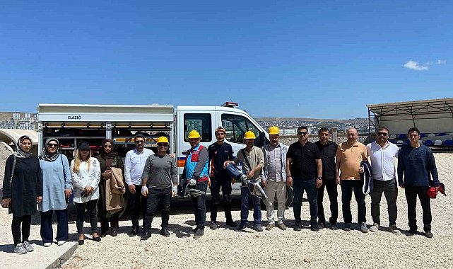 Elazığ'da enkazda arama ve kurtarma eğitimi sürüyor