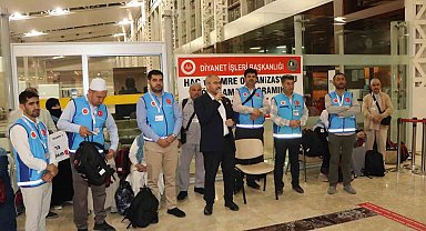 Elazığ'dan ilk hac kafilesi dualarla uğurlandı