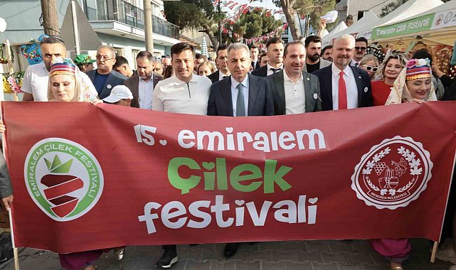 Emiralem Çilek Festivali'ne muhteşem başlangıç