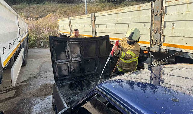 Erdek'te park halindeki otomobilde yangın paniği