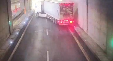 Erkenek Tüneli'ndeki kaza anı kamerada