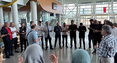 Erzincan'da 59. hac kafilesi dualarla uğurlandı