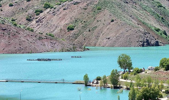 Erzincan'da baraj gölünde yapılan aramalarda kayıp gencin cesedine ulaşıldı