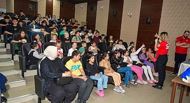 Esenyurt Belediyesi'nden özel çocuklara deprem bilinci eğitimi