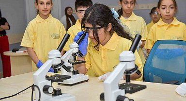 Esenyurt'ta Hayal Fabrikası Çocuk Atölyeleri başladı