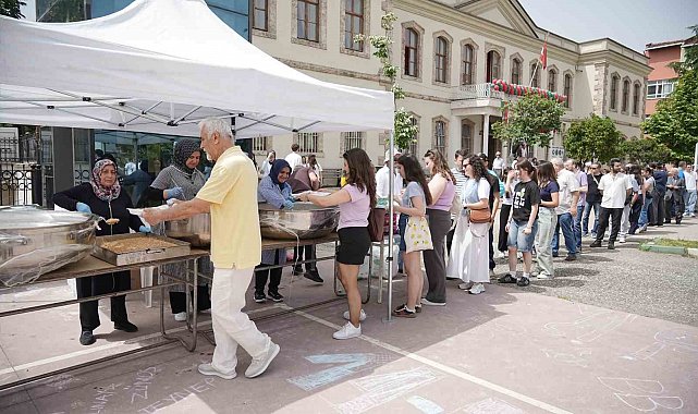 Eski mezunlar pilav gününde buluştu
