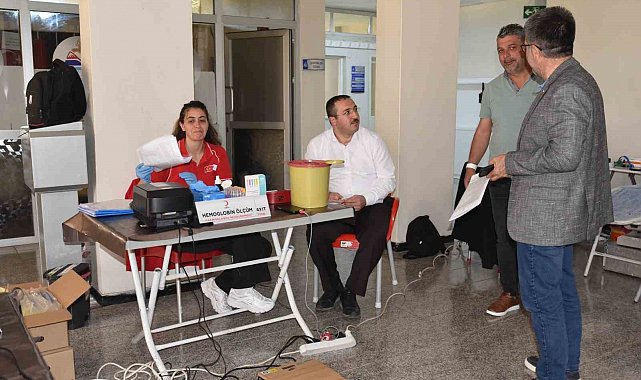 ESKİ'den Kızılay'a kan bağışı