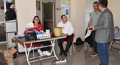 ESKİ'den Kızılay'a kan bağışı